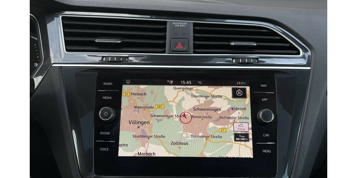 VW Tiguan 1.5 TSI Highline 360°/NAVI/CARPLAY/PANO 110.221 km 22.900 &euro; Villingen-Schwenningen 78054