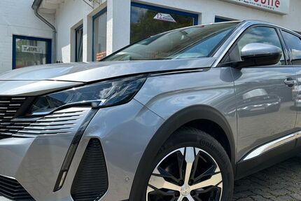 Peugeot 3008 128.000 km 17.949 &euro; Gummersbach (Zwischen Toom Markt und ATU) 51645