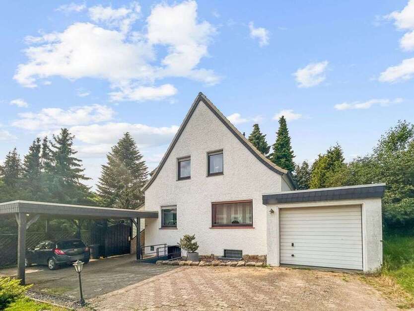 Haus zum Kaufen in Hüllhorst 199.000 € 152 m²