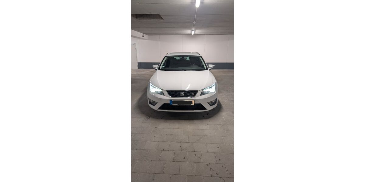 Seat Leon 211.638 km 9.000 &euro; Aying 85653