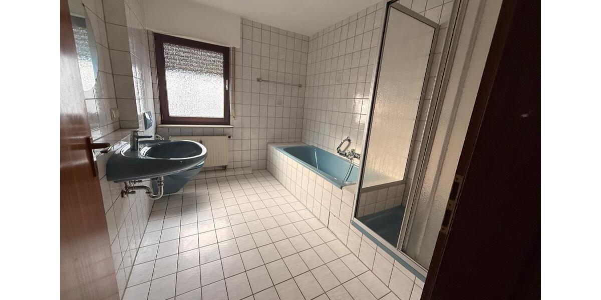 Etagenwohnung Kaiserslautern Bahnheim - 4 Zimmer, 91 m&sup2;, 950&euro; | Angebot:26241785
