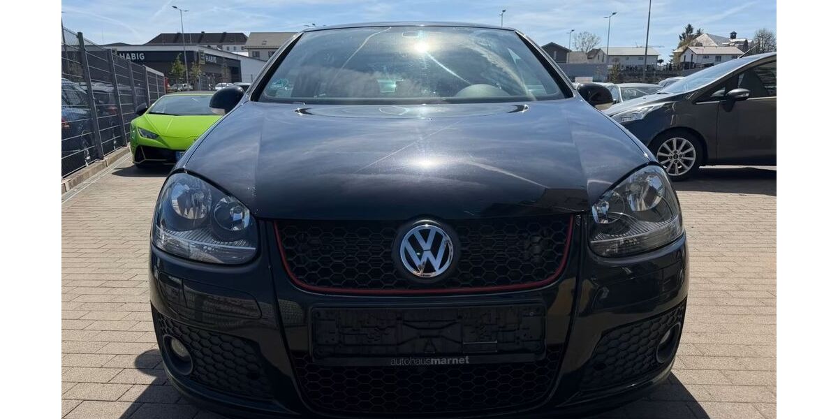 VW Golf 219.000 km 4.300 &euro; Büdingen 63654