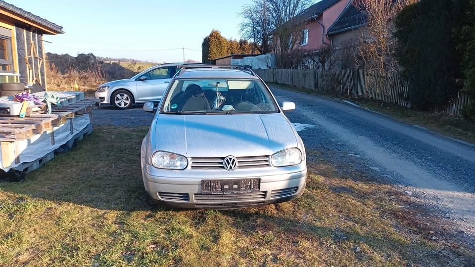 VW Golf 240.000 km 750 &euro; Wachau 01454