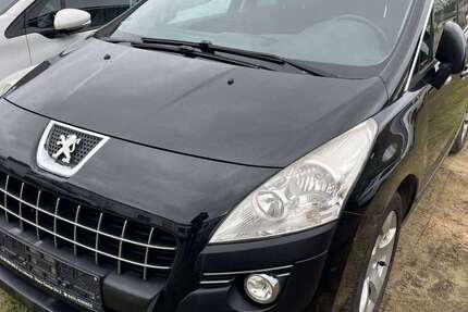 Peugeot 3008 232.000 km 1.900 &euro; Lübeck 23566