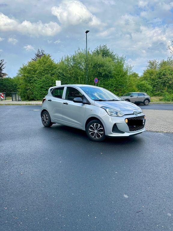 i10