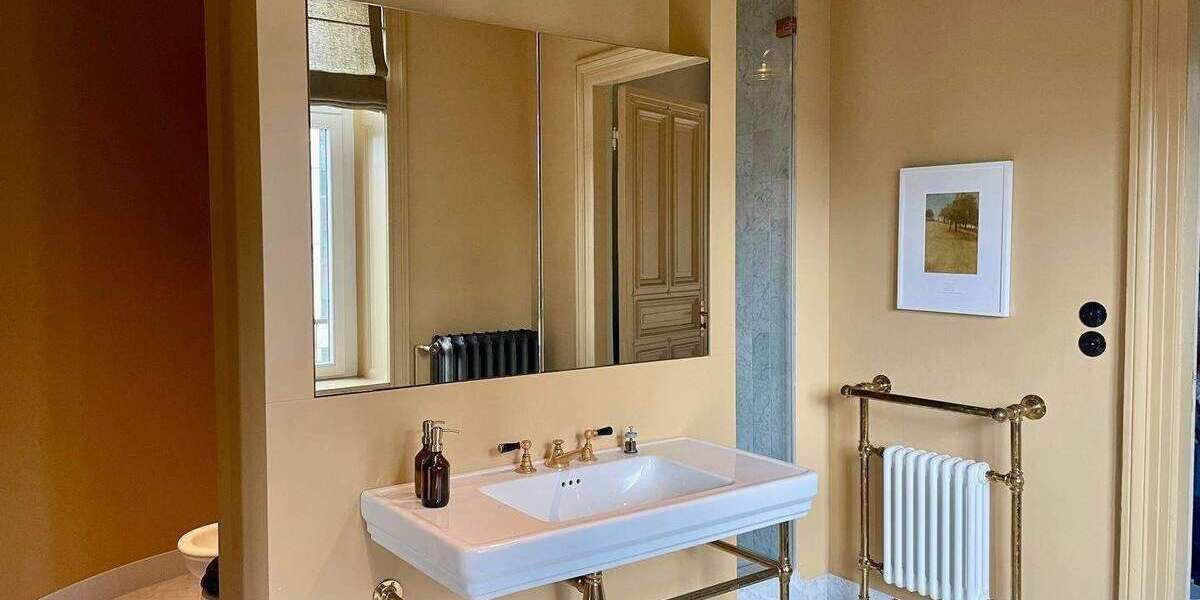 Etagenwohnung Hamburg Rotherbaum - 5 Zimmer, 205 m&sup2;, 5.900&euro; | Angebot:26433538