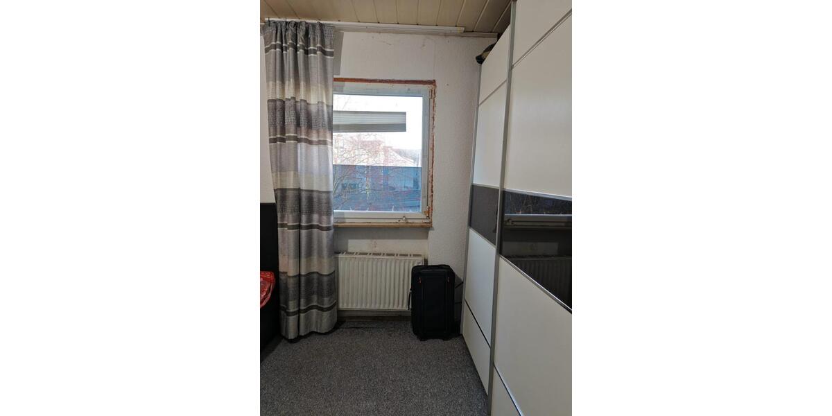 Etagenwohnung Gernsheim - 3 Zimmer, 95 m&sup2;, 1.000&euro; | Angebot:25618730