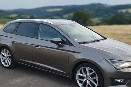 Seat Leon 44.400 km 13.000 &euro; Erbach 64711
