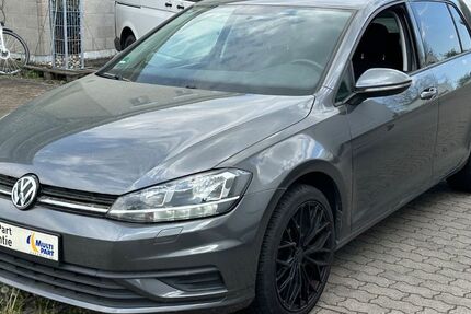 VW Golf 110.350 km 7.500 &euro; Wörth 76744