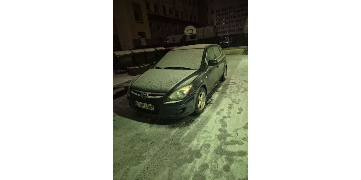 Hyundai i30 190.000 km 3.650 &euro; Berlin 12157