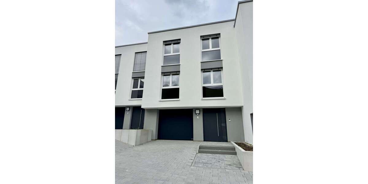 Einfamilienhaus Bad Wildbad - 4 Zimmer, 137 m&sup2;, 1.790&euro; | Angebot:21677652