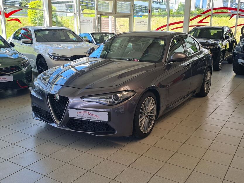 Alfa Romeo Giulia 189.000 km 12.950 € Holzwickede 59439