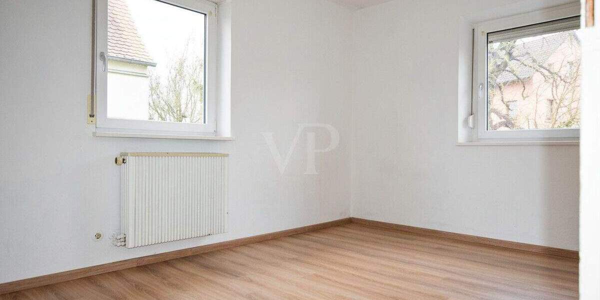 Mehrfamilienhaus, Wohnhaus Ansbach - 6 Zimmer, 130 m&sup2;, 330.000&euro; | Angebot:25733896