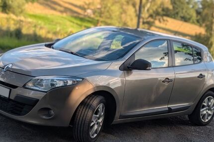 Renault Megane 143.193 km 4.200 &euro; Lippersdorf 09514