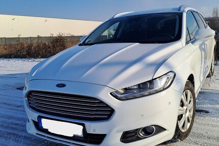Ford Mondeo 235.680 km 7.400 &euro; Landau 76829
