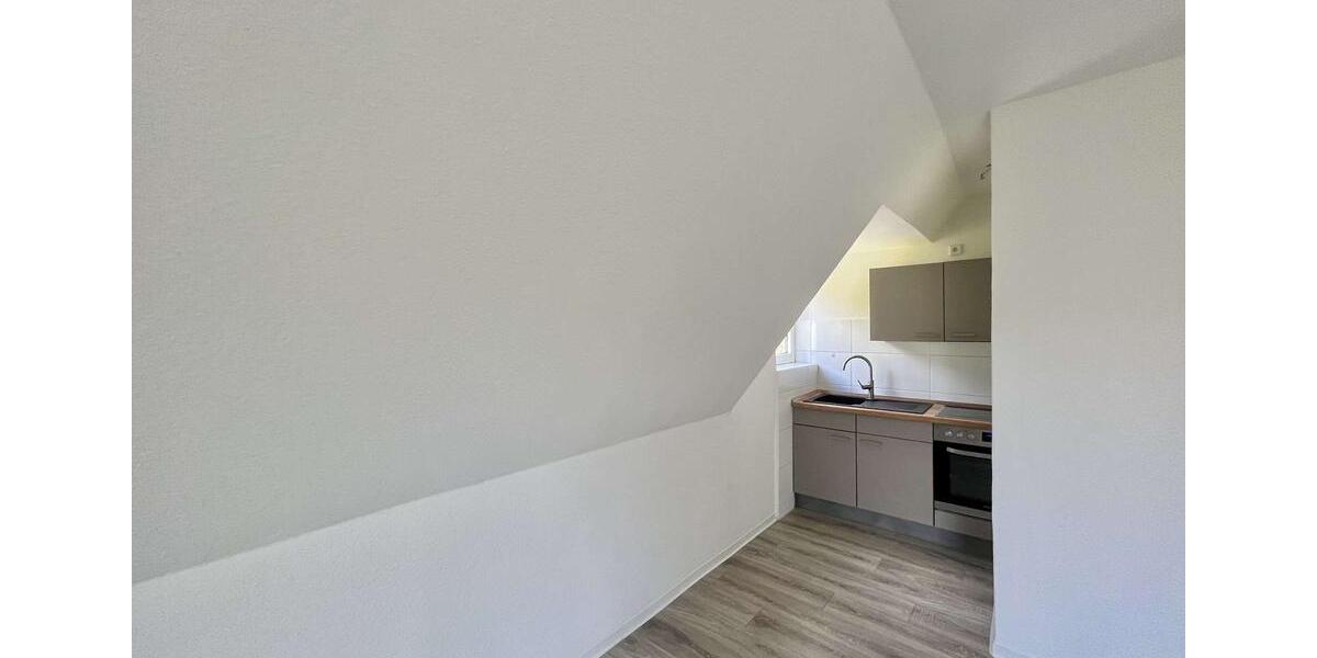 Dachgeschoßwohnung Plettenberg - 1 Zimmer, 36 m&sup2;, 275&euro; | Angebot:26262448