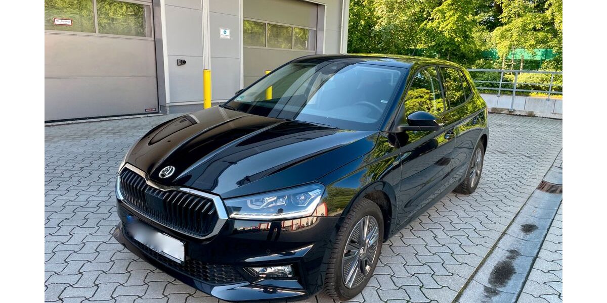 Skoda Fabia 10.000 km 15.900 &euro; Braunschweig 38116