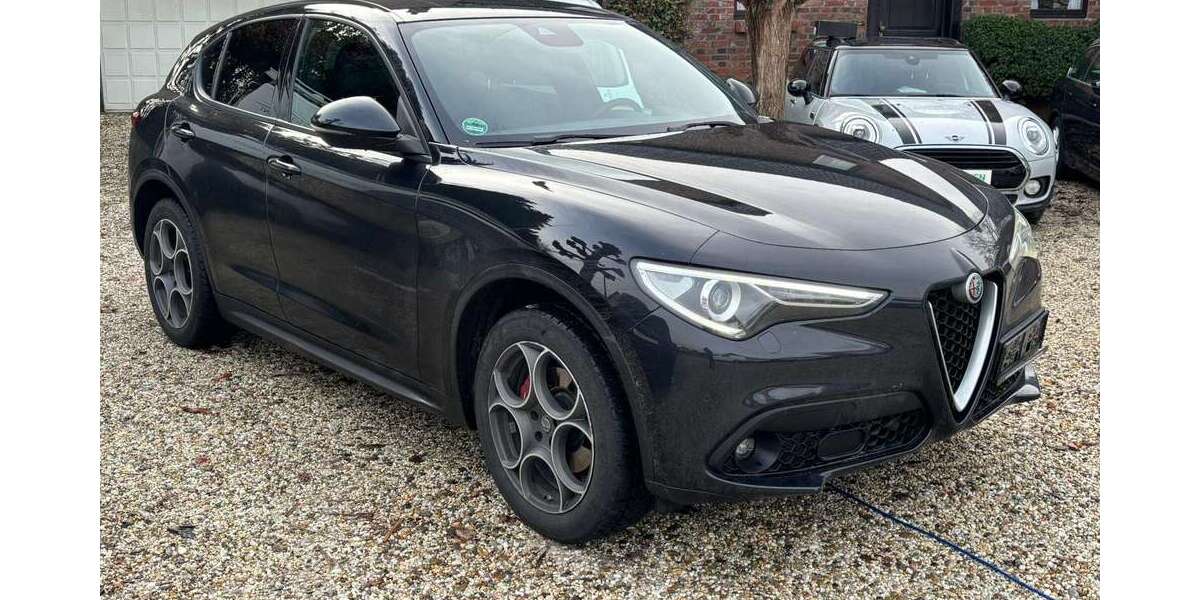 Alfa Romeo Stelvio 204.000 km 16.900 &euro; Geilenkirchen 52511