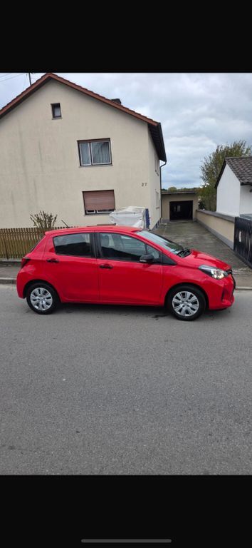 Toyota Yaris 80.000 km 7.300 € Pasenbach 85256
