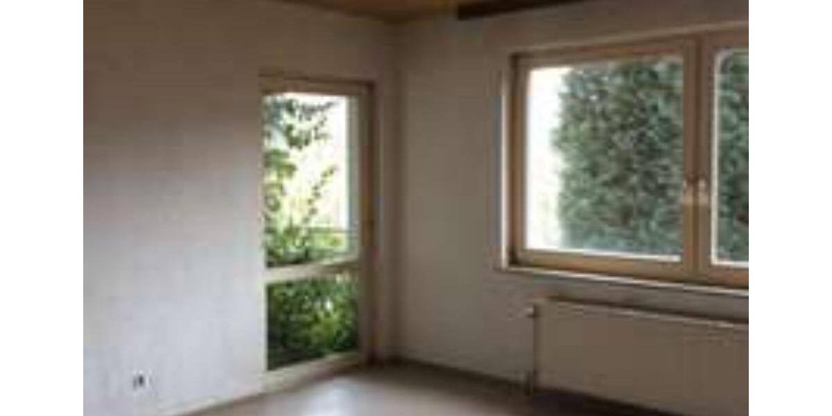 Etagenwohnung Altena - 2 Zimmer, 82 m&sup2;, 332&euro; | Angebot:24726858