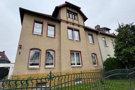 Tolles 2- Familienhaus in Bestlage von Weißenfels
