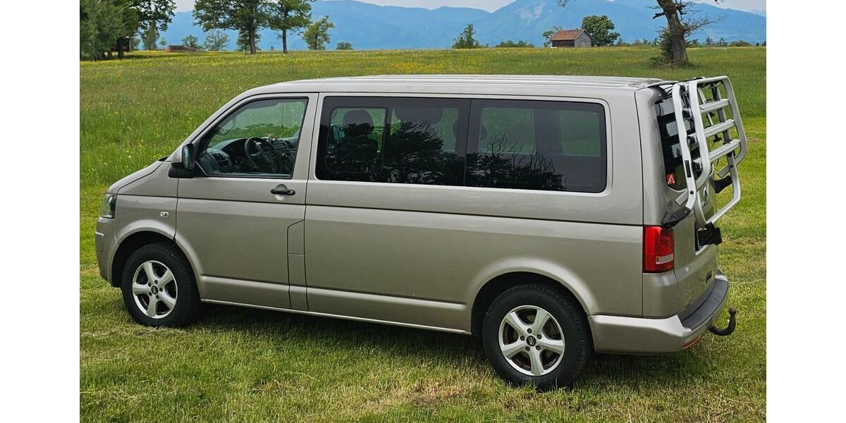 VW T5 Multivan 299.800 km 13.200 &euro; Eglfing 82436
