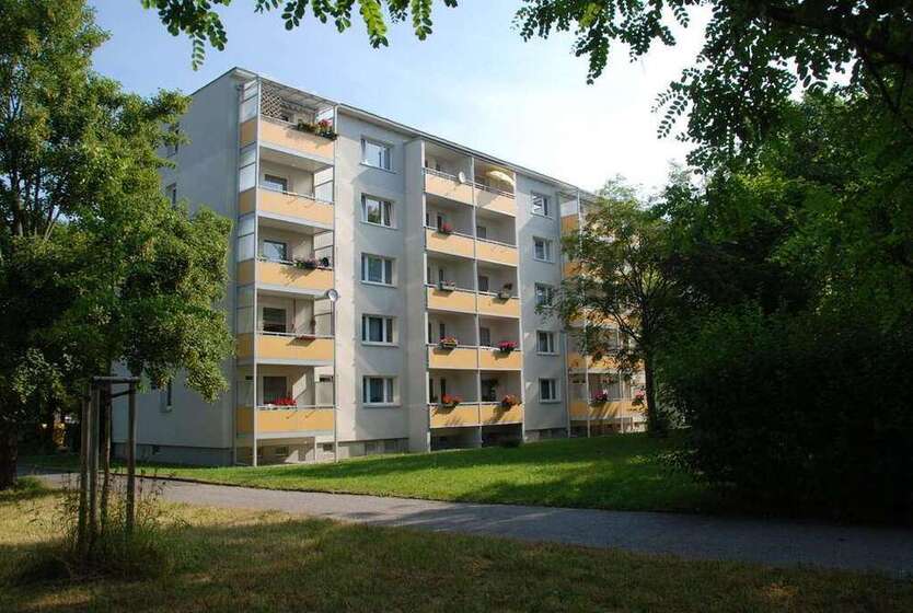 Wohnung zum Mieten in Chemnitz 365 € 60.65 m²