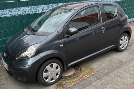 Toyota Aygo (X) 84.425 km 4.000 &euro; Hamm 59071