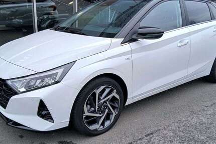 Hyundai i20 28.600 km 17.990 &euro; Helgoland 27498