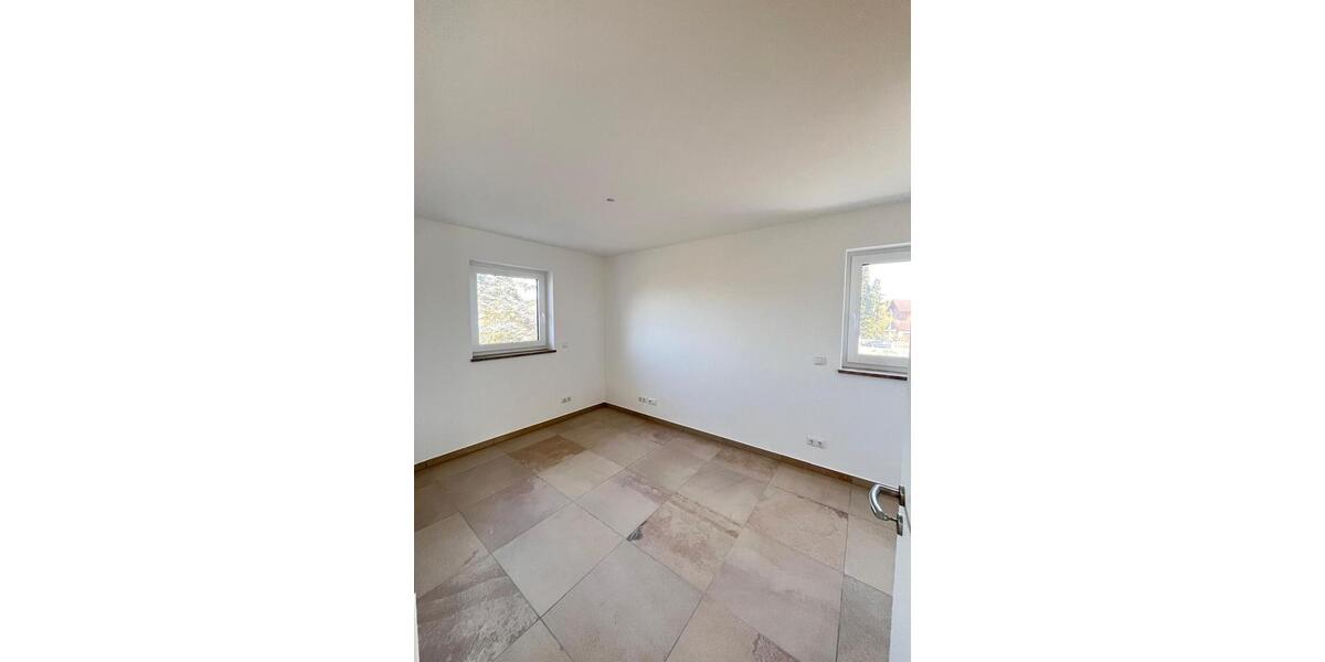 Doppelhaushälfte Egmating - 7 Zimmer, 174 m&sup2;, 2.500&euro; | Angebot:25384338