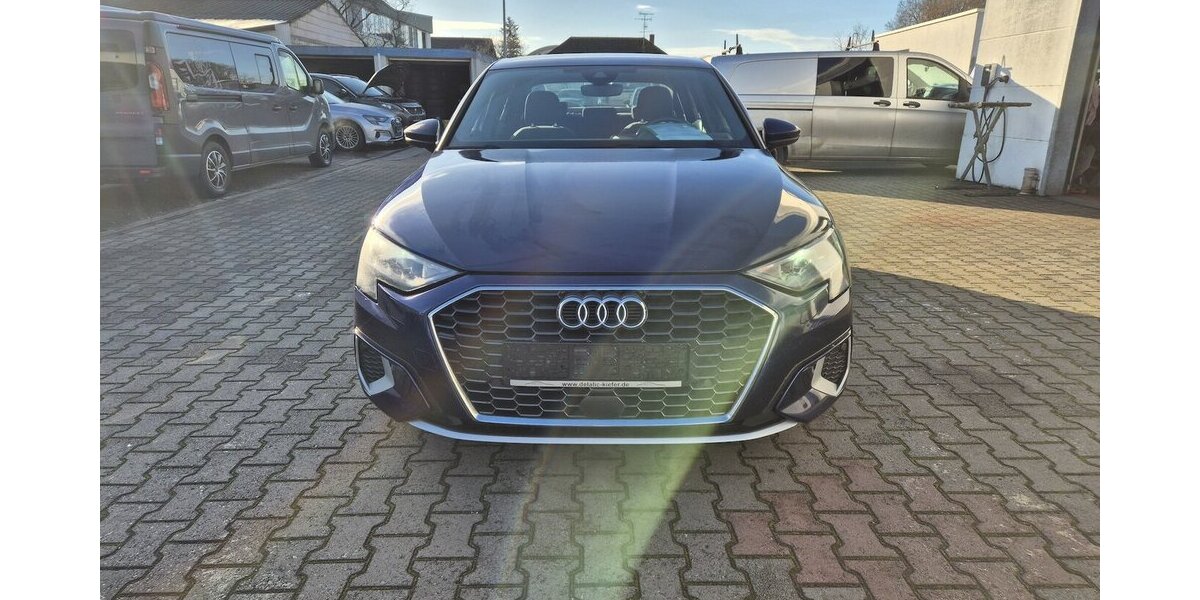 Audi A3 35 TDI advanced Rückfahrkamera, Virtual Cockpit 111.100 km 19.990 &euro; Rodgau 63110