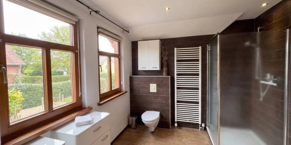 Einfamilienhaus Friedeburg Reepsholt - 1 Zimmer, 360 m&sup2;, 520.000&euro; | Angebot:26196796