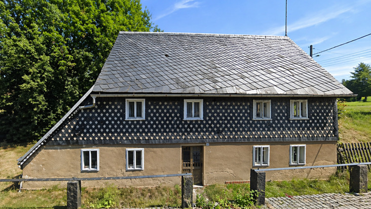 Berthelsdorf – Schnäppchenhaus für Handwerker - Einfamilienhaus Berthelsdorf Berthelsdorf | Angebot:26749096