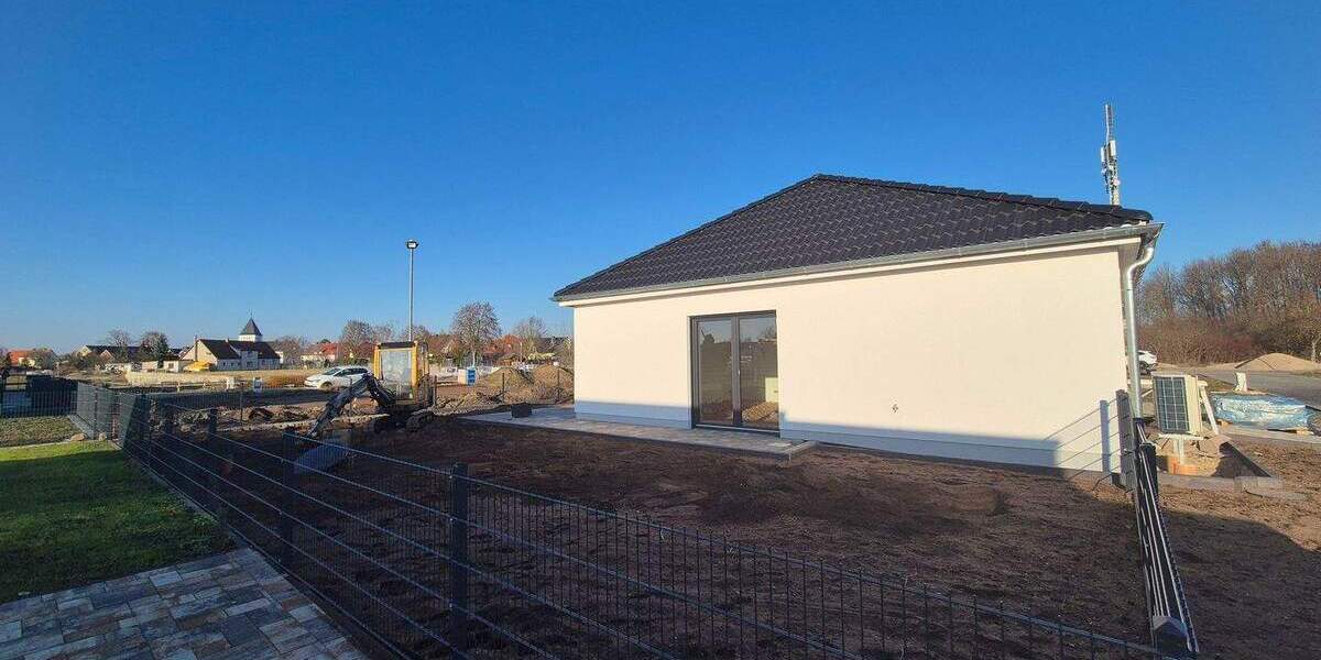 Bungalow Löbnitz - 4 Zimmer, 110 m&sup2;, 1.500&euro; | Angebot:24180833