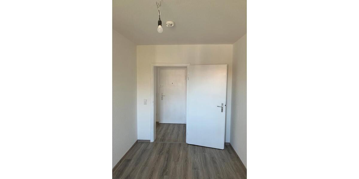 Etagenwohnung Salzgitter - 4 Zimmer, 74 m&sup2;, 446&euro; | Angebot:26249490