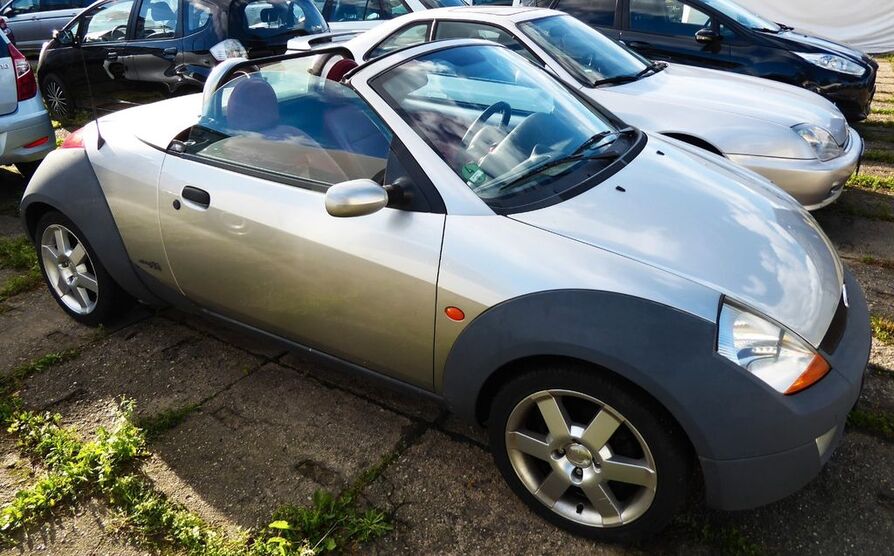 Ford Streetka 140.000 km 990 € Dresden 01237