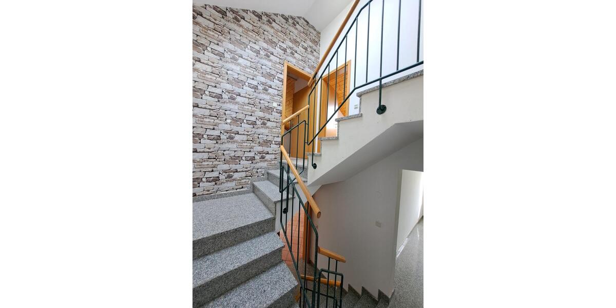 Maisonettenwohnung Gütersloh Isselhorst - 5 Zimmer, 150 m&sup2;, 1.250&euro; | Angebot:25061940