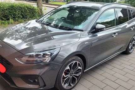 Ford Focus 69.500 km 18.700 &euro; Hamminkeln 46499