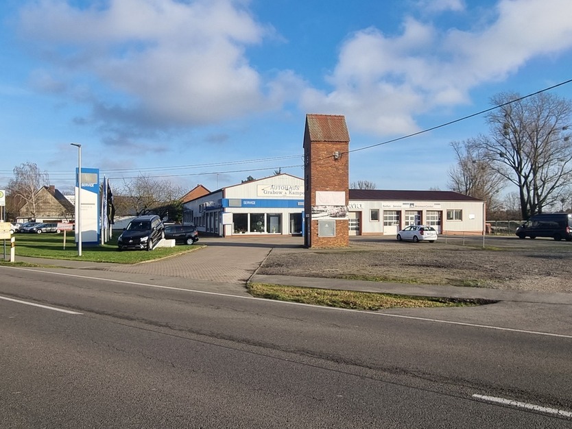Gut gehendes Autohaus mit Werkstatt an der B188 aus altersgründen zu verkaufen!