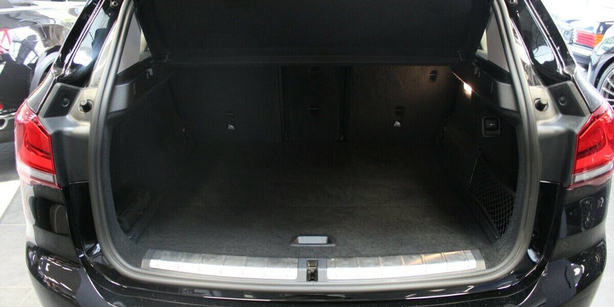 BMW X1 sDrive20i Aut. Advantage 17.320 km 29.980 € Euskirchen 53881