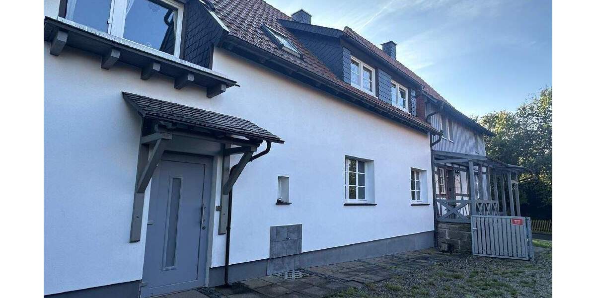 Mehrfamilienhaus, Wohnhaus Friedland-Lichtenhagen Lichtenhagen - 8 Zimmer, 222 m&sup2;, 235.000&euro; | Angebot:25670416
