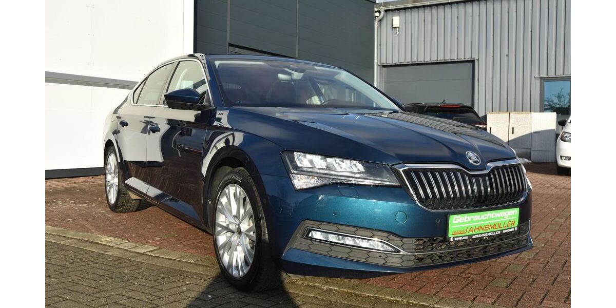 Skoda Superb 113.600 km 21.900 &euro; Aschersleben 06449