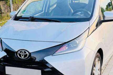 Toyota Aygo 125.000 km 8.000 &euro; Hanau, Brüder-Grimm-Stadt 63457