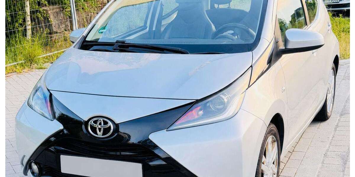 Toyota Aygo 125.000 km 8.000 &euro; Hanau, Brüder-Grimm-Stadt 63457