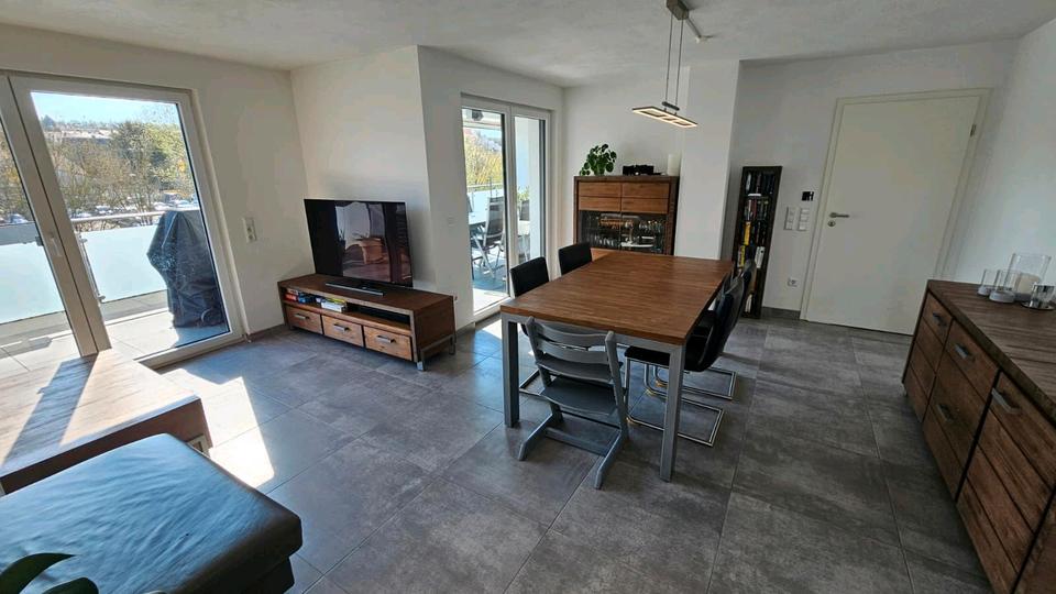 Etagenwohnung Neuenstadt am Kocher - 4.5 Zimmer, 135 m&sup2;, 1.300&euro; | Angebot:26611923