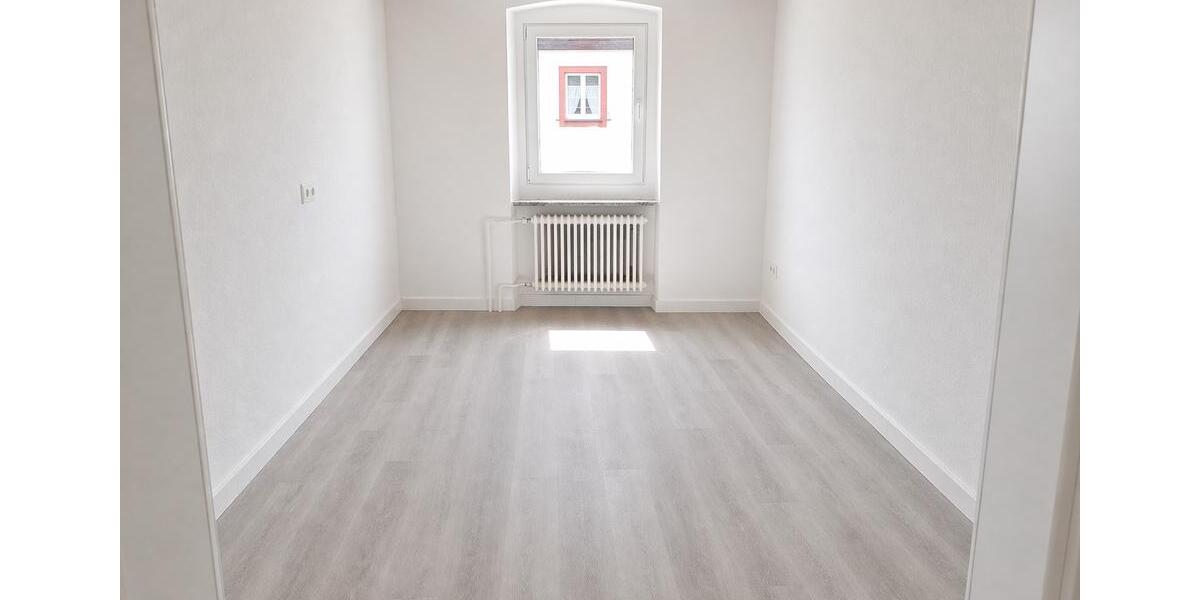 Erdgeschoßwohnung Herbolzheim - 1 Zimmer, 70 m&sup2;, 1.800&euro; | Angebot:26143215