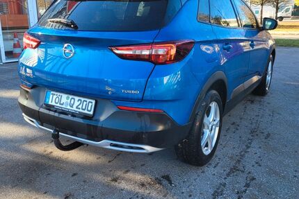 Opel Grandland (X) 48.800 km 19.000 &euro; Geretsried 82538