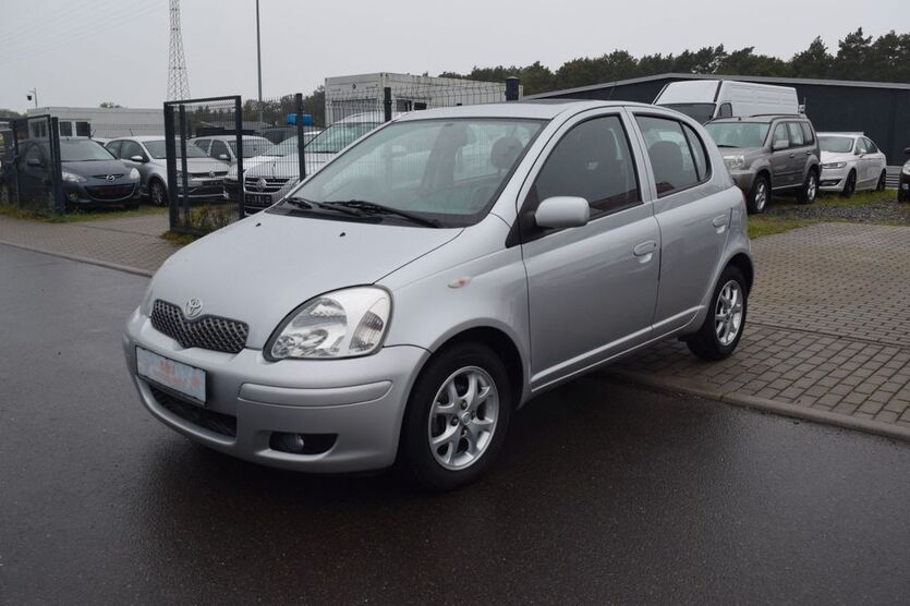 Toyota Yaris 51.350 km 4.999 € Wildau 15745