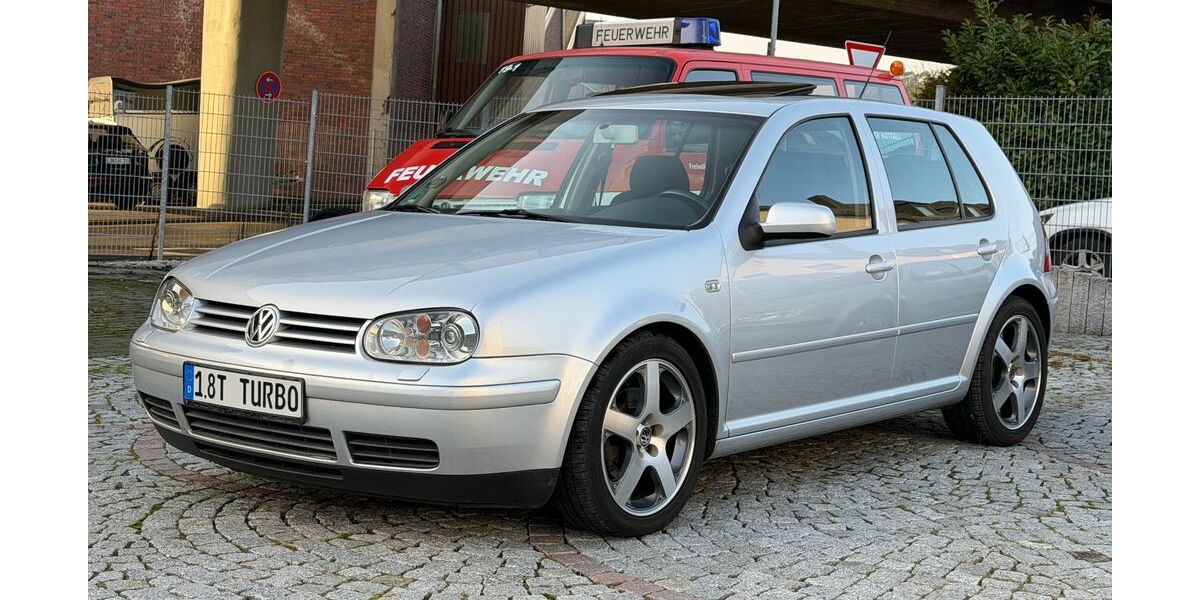 VW Golf 211.460 km 7.950 &euro; Herborn 35745