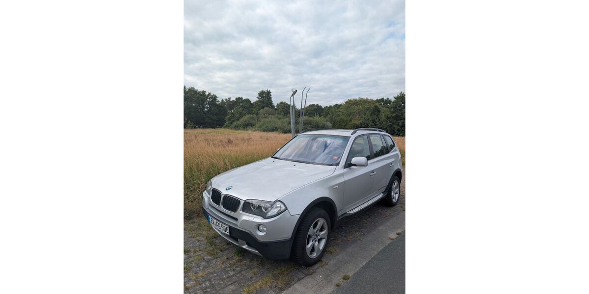 BMW X3 85.000 km 10.900 &euro; LEER 26789